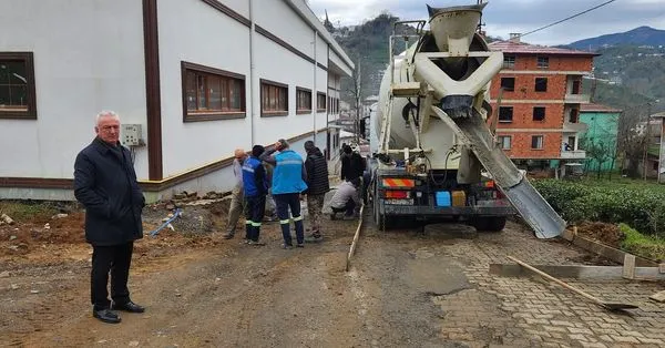 Kalkandere Belediyesi alt yapı çalışmalarına son hız devam ediyor.