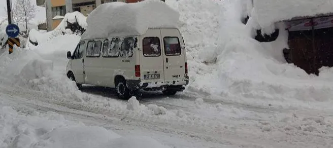 Rize’de Kar Kalınlığı 2 Metreyi Aştı