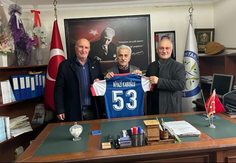 Yolbaşı spor Yöneticileri Muhtarlar Derneğini Ziyaret Etti