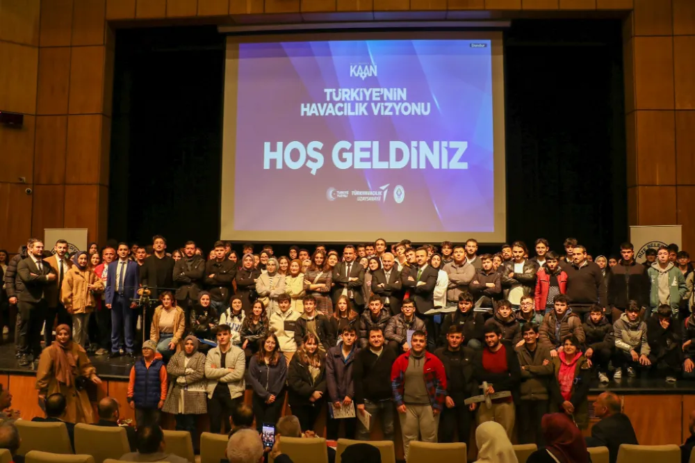 TÜRKİYE’NİN HAVACILIK VİZYONU” KONULU KONFERANS DÜZENLEDİ