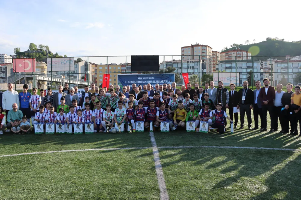 Rize Valiliği himayelerinde Rize Müftülüğü ile Gençlik ve Spor İl Müdürlüğü koordinesinde başlatılan “Kur’an Kursları Arası Futbol Turnuvası” tamamlandı