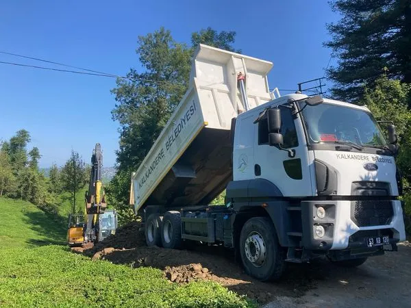 Aşağı Tatlısu Mahallesi Yol Çalışmaları Devam Ediyor