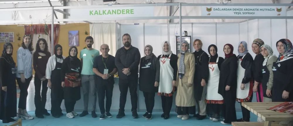 Kalkandere Halk Eğitim Merkezi, 5. Gastro Rize Festivali’nde Yöresel Tatlarıyla Göz Doldurdu