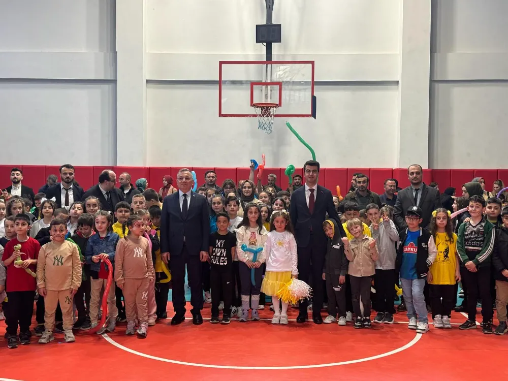 İlçemizde 23 Nisan Ulusal Egemenlik ve Çocuk Bayramı, Yoğun Katılım ve Büyük Bir Coşkuyla Kutlandı