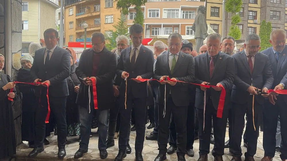Kalkandere Halk Eğitimi Merkezi Yıl Sonu Sergisi Açıldı