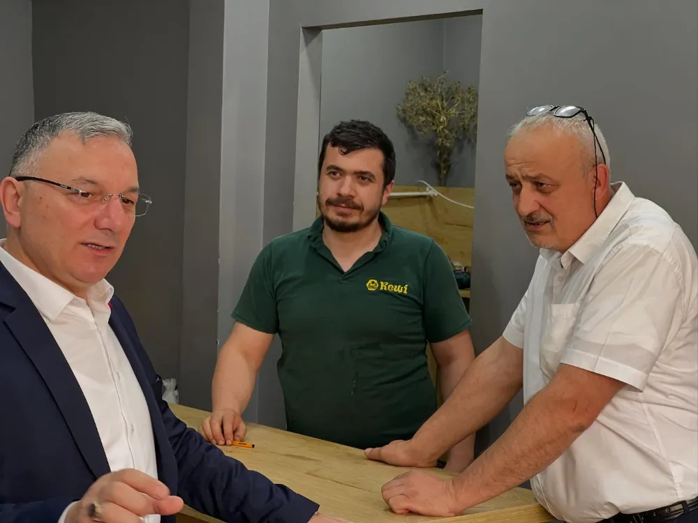 Sayın Mehmet Yılmaz ve  Sayın Mustafa Kurt Kalkandereli Esnafları Ziyaret Etti
