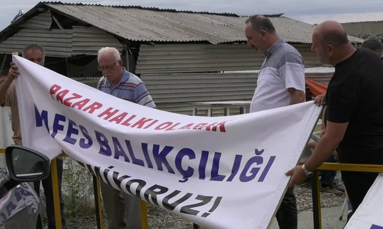Rize Balıkçılar Köyü’nde Kafes Balık Çiftliklerine Tepki: “Kimsenin Babasının Denizi Değil Burası”