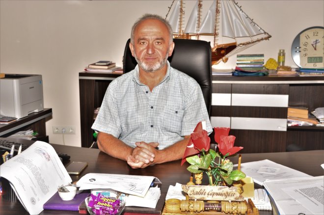 Zorla yol yapıyoruz!