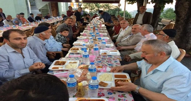 Kalkandere Dağdibi Mahallesi İftar Yemeği