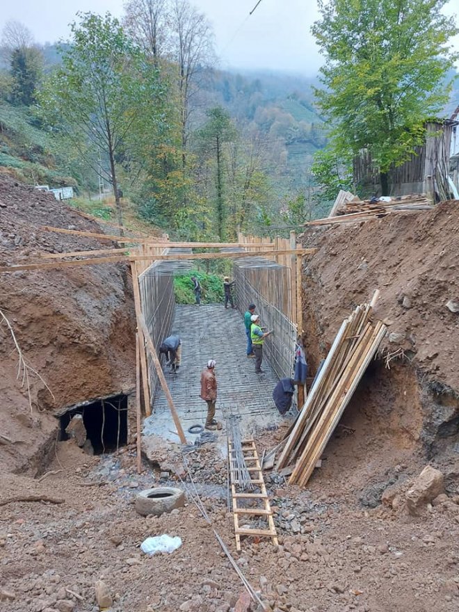 AFETTE YARALLAR SARILIYOR