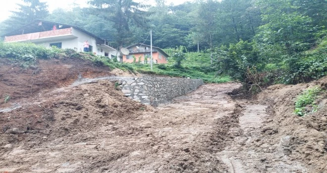 TAŞ DUVARLAR BETONARME ÇALIŞMALARINA DEVAM