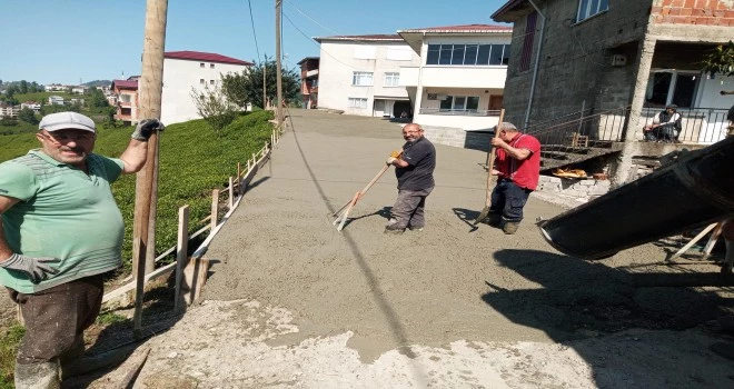 KÖYLERİMİZİN İÇ BETON DÖKÜM İŞLEMİ TAMAMLANDI