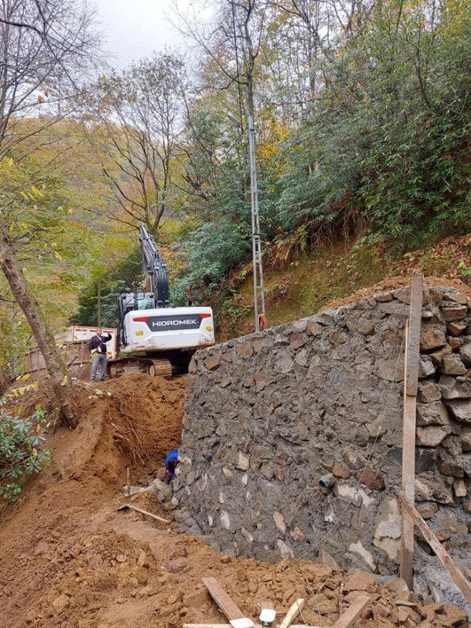 AFETTE YARALLAR SARILIYOR