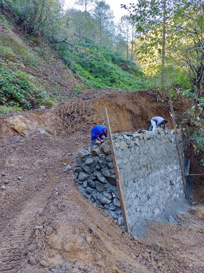 AFETTE YARALLAR SARILIYOR