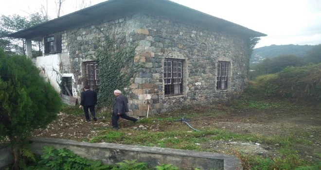 Kalkandere Taşçilar Mahallesi Tarihi Taş Cami