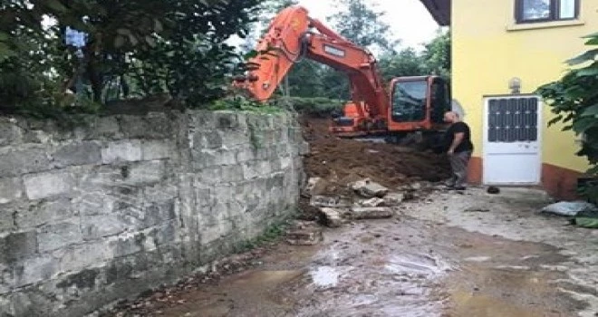 Kalkandere Belediyesi Dağdibi mahallesi yol çalışması