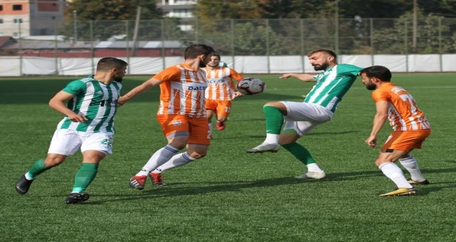 Çayelispor 1 puan ile başladı