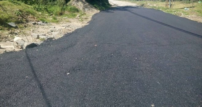 Kalkandere Aşağı Tatlısu Yolu Asfaltlama